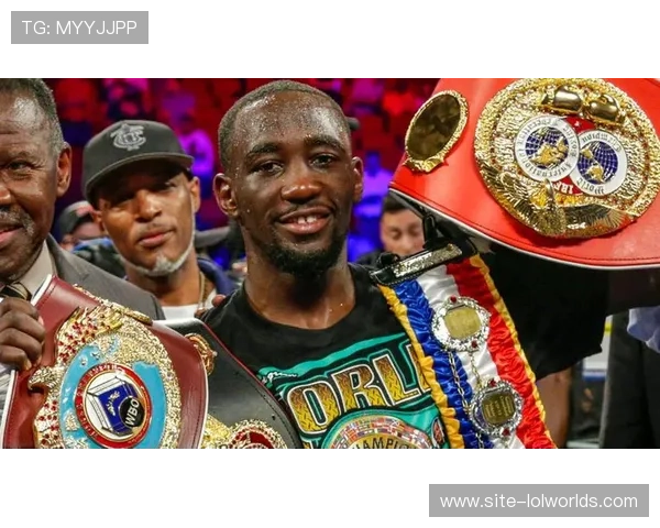 克劳福德第九回合TKO马德里莫夫，卫冕次中量级金腰带