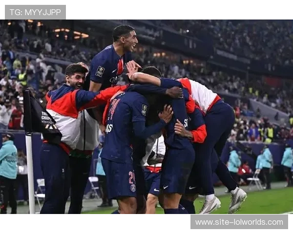 巴黎圣日耳曼点球大战卫冕法国超级杯，拉莫斯补时绝平救主